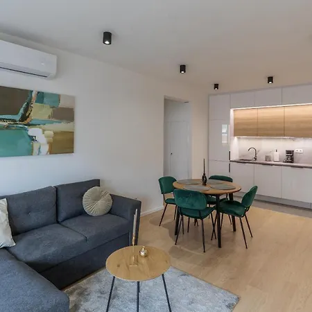 Apartament Gems Of - Emerald