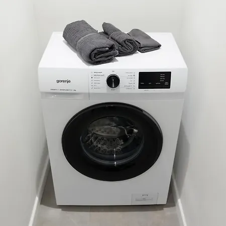 Gems Of - Emerald * Budapesta