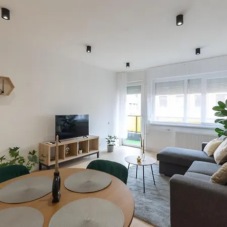 Gems Of - Emerald 公寓