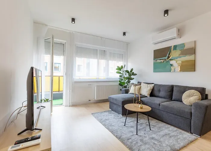 Gems Of - Emerald 布达佩斯