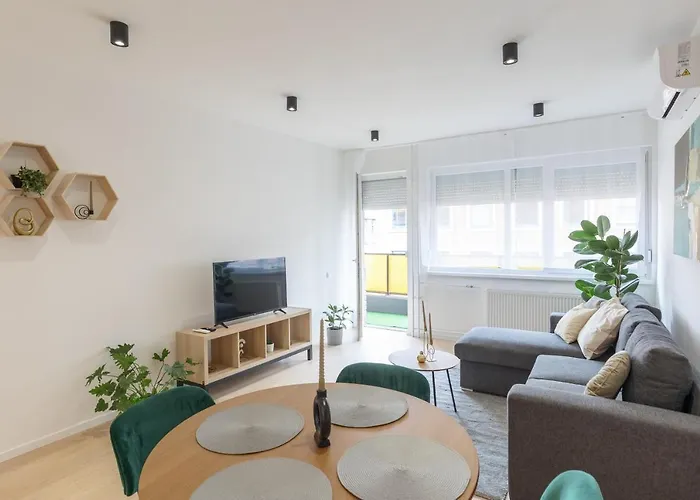 Gems Of - Emerald 公寓 *