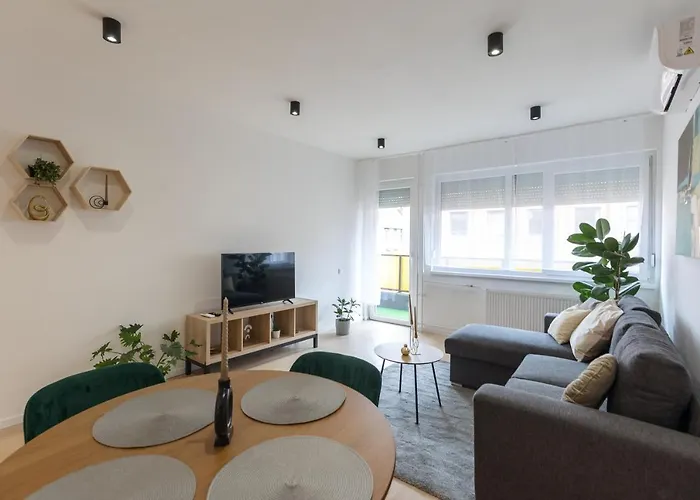 Gems Of - Emerald 公寓